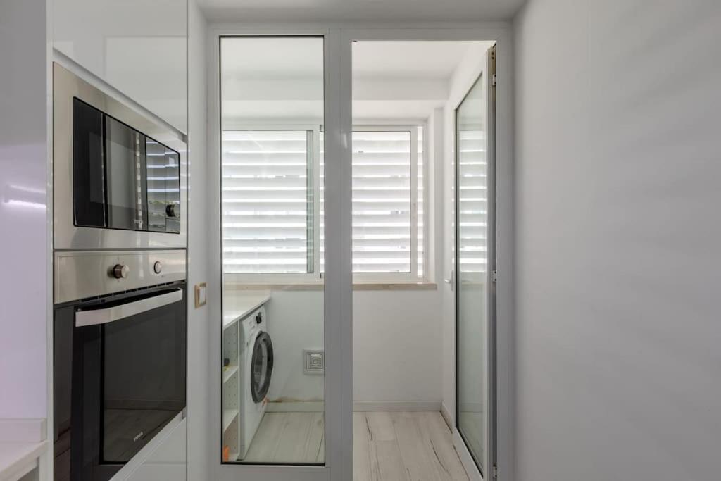Spacious 3-Bedroom Condo In Lisboa Eksteriør billede